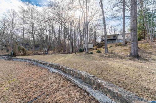 425 Westwood Rd, Stanardsville VA  22973-3063 exterior