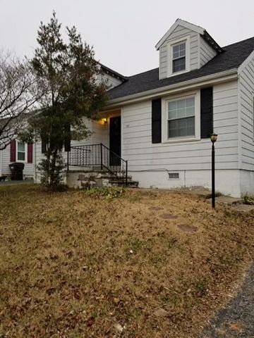 38 Horseshoe Dr, Paris, KY 40361-1054