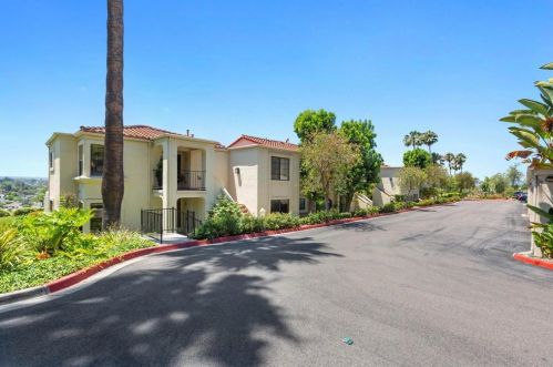 3119 Calle Viento, Carlsbad, CA 92009-7628