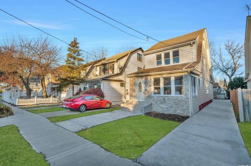 92-73 224th St, Jamaica, NY 11428-1455