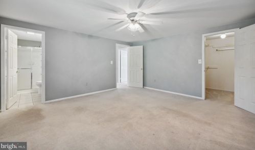 11831 Parliament Dr, Woodbridge VA  22192-1006 exterior