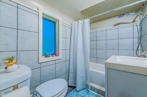 402 Homewood Ave, Trafford PA  15085-1523 exterior