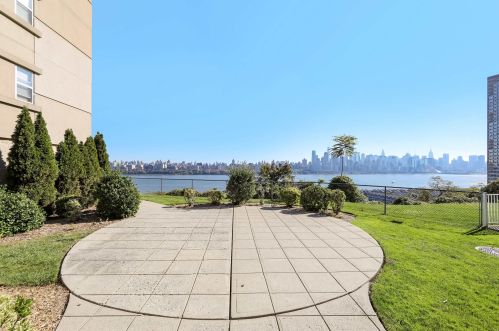 7420 Boulevard, North Bergen NJ  07047-7905 exterior