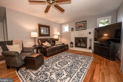 139 Maple Leaf Ln, Pottstown PA 19464-1563 exterior