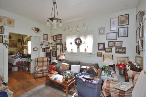2342 Holton St, Milwaukee, WI 53212-3356