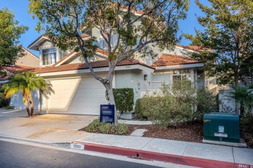 11201 Caminito Inocenta, San Diego, CA 92126-6107
