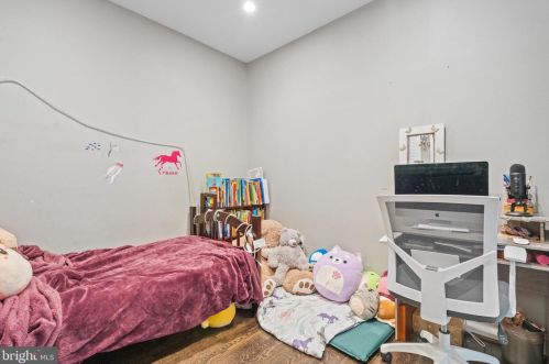 2602 30th St, Washington DC  20018-1537 exterior