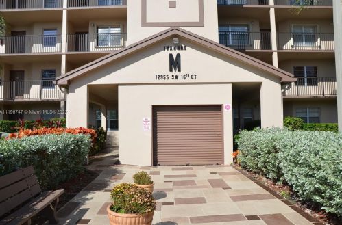 12955 16th Ct, Hollywood FL  33027-2443 exterior