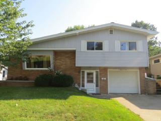 1105 Pine St, Wausau, WI 54401-4308