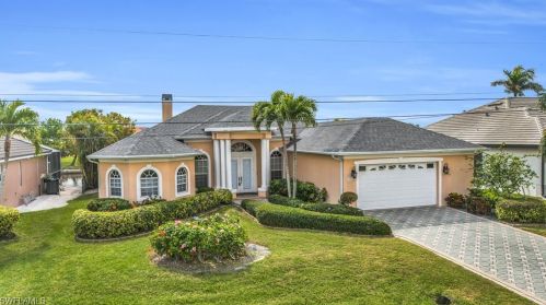 1824 46th Ter, Cape Coral, FL 33914-6270