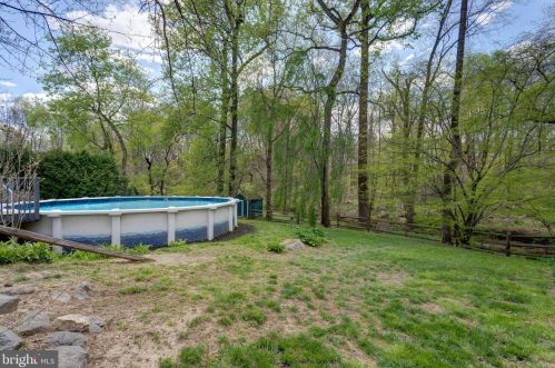 1942 Bergdoll Ave, Boothwyn PA 19061-2618 exterior