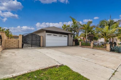 7127 Latrobe Cir, San Diego, CA 92139-2117
