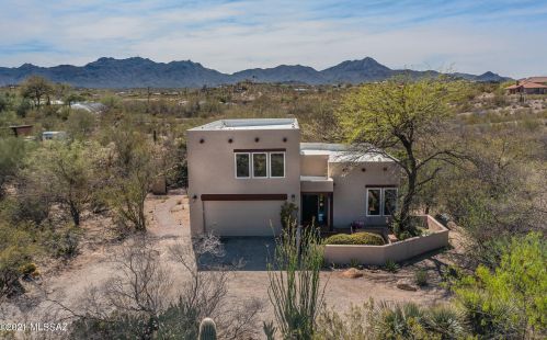 4421 Paseo De Los Cerritos, Tucson AZ 85745-9552 exterior