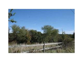 113 Woods Run Rd, Glenshaw, PA 15116-3046