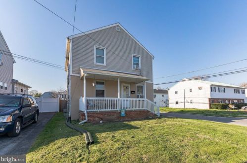 1602 Mccay Ave, Boothwyn PA 19061-3447 exterior