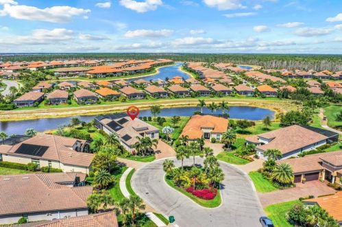 9287 Rialto Ln, Naples, FL 34119