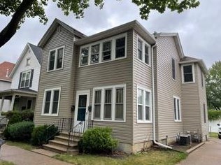 455 Goodhue St, Saint Paul, MN 55102-2907