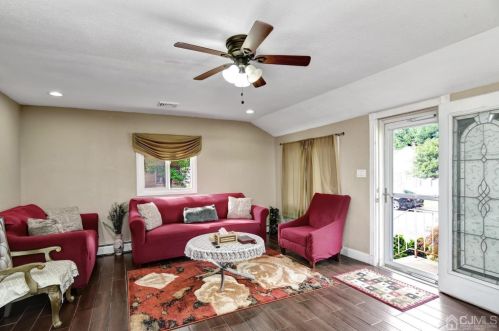 164 Joseph St, East Brunswick, NJ 08816-3158