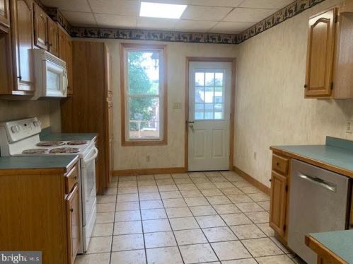 1732 Norwegian St, Primrose PA  17901-2110 exterior