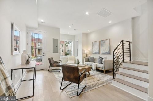 3657 13th St, Washington, DC 20010-1408
