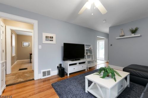 60 Budd St, Morristown NJ  07960-5077 exterior