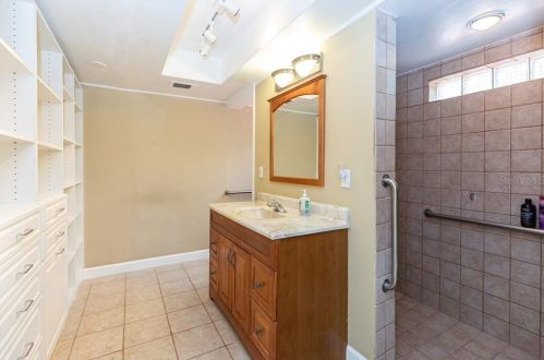 200 Shell Pt, Maitland FL  32751-5843 exterior