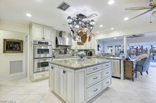 3810 1st Pl, Cape Coral FL  33904-4803 exterior