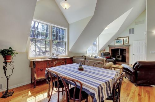 18880 Blackhawk Ct, Grass Valley CA  95949-8324 exterior