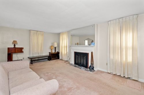 206 Whitmore St, Pittsburgh, PA 15234-1224