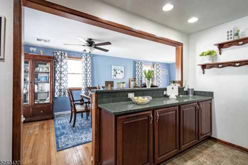 411 Plainfield Ave, Rahway NJ  07065-2424 exterior