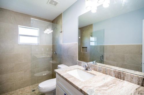 335 Saginaw Ave, Fort Pierce FL 34953-5993 exterior