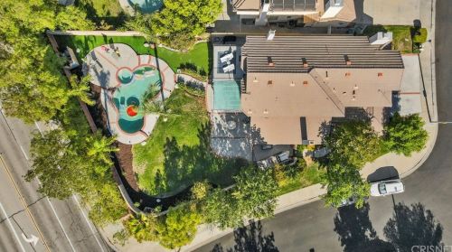 21955 Wakefield Ct, Santa Clarita, CA 91350-3976