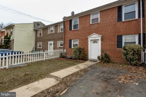 2466 Skyland Pl, Washington, DC 20020-3413