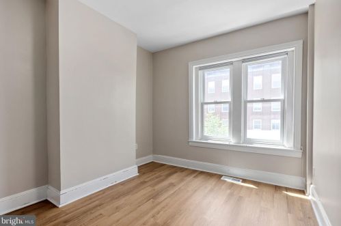 817 T St, Washington DC 20001-4119 exterior