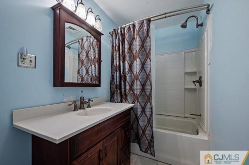 315 Morgan Ave, Old Bridge NJ  08857-1126 exterior