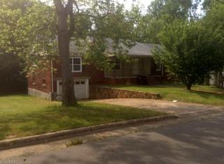 666 Glenbrook Dr, Winston Salem, NC 27101-3538
