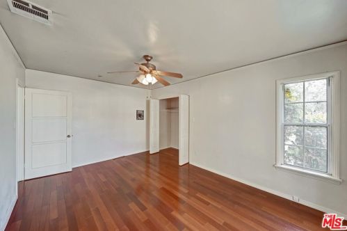 825 Verdugo Rd, Glendale CA  91206-2536 exterior