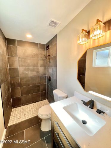 10580 Calle Del Este, Tucson AZ  85748-6841 exterior