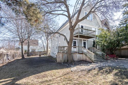 3072 Kinnickinnic Ave, Milwaukee, WI 53207-2966