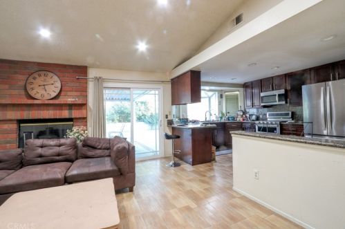 1210 Country Hollow Dr, Walnut CA  91789-1258 exterior