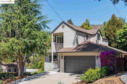7500 Circle Hill Dr, Oakland, CA 94605-3002