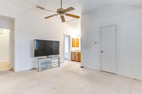 816 Bentle St, Cedar Hill TX 75104-9244 exterior