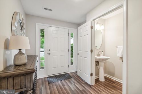 37 Dare Ln, Pottstown PA  19465-6601 exterior