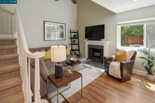 2167 Alexander Way, Pleasanton CA  94588-8313 exterior