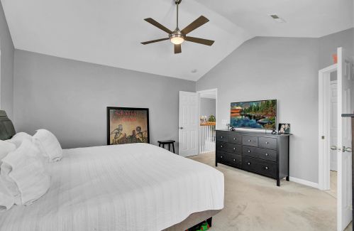 1064 Willoughby Ln, Mount Pleasant SC  29466-9038 exterior