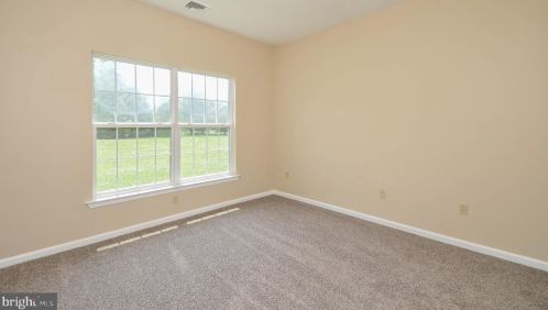 222 Huntington Ln, Easton PA  18040-8485 exterior