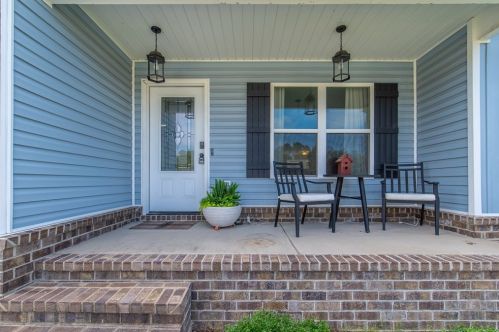 1205 Bubbling Springs Dr, Graniteville, SC 29829