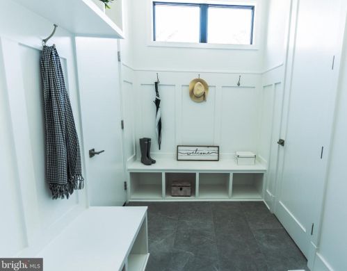 2219 Westmoreland St, Falls Church VA  22043-1701 exterior