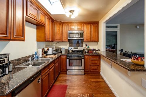 15226 Calle Los Hidalgos, Santa Clarita CA  91390-1035 exterior