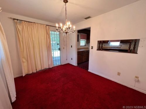 907 Derbyshire Rd, Daytona Beach FL 32117-3802 exterior